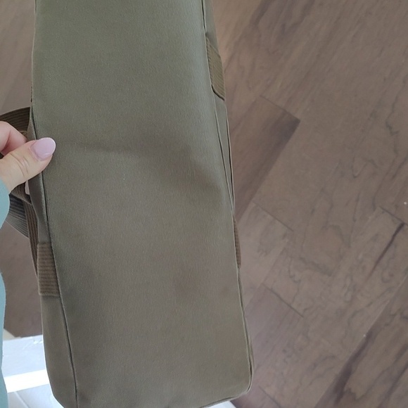 FEED Tote •Olive Green•Used - Picture 13 of 13